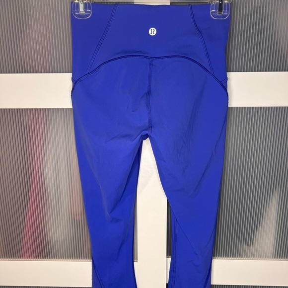 Lululemon Women’s size 2 “wonder under” leggings - Picture 2 of 4